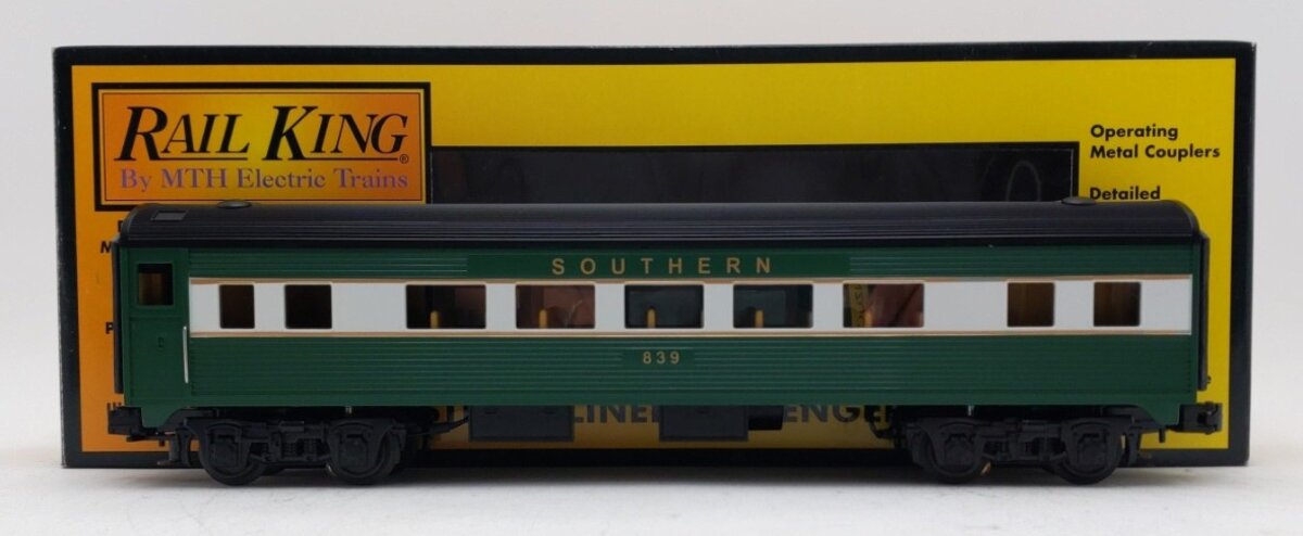 MTH 30-6124 O Gauge Southern Streamlined Coach Car LN/Box