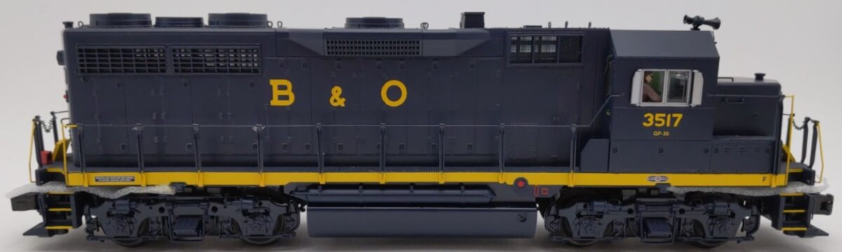 MTH 20-20197-1 O Gauge Baltimore & Ohio GP35 Diesel Engine #3517 with PS3 LN/Box