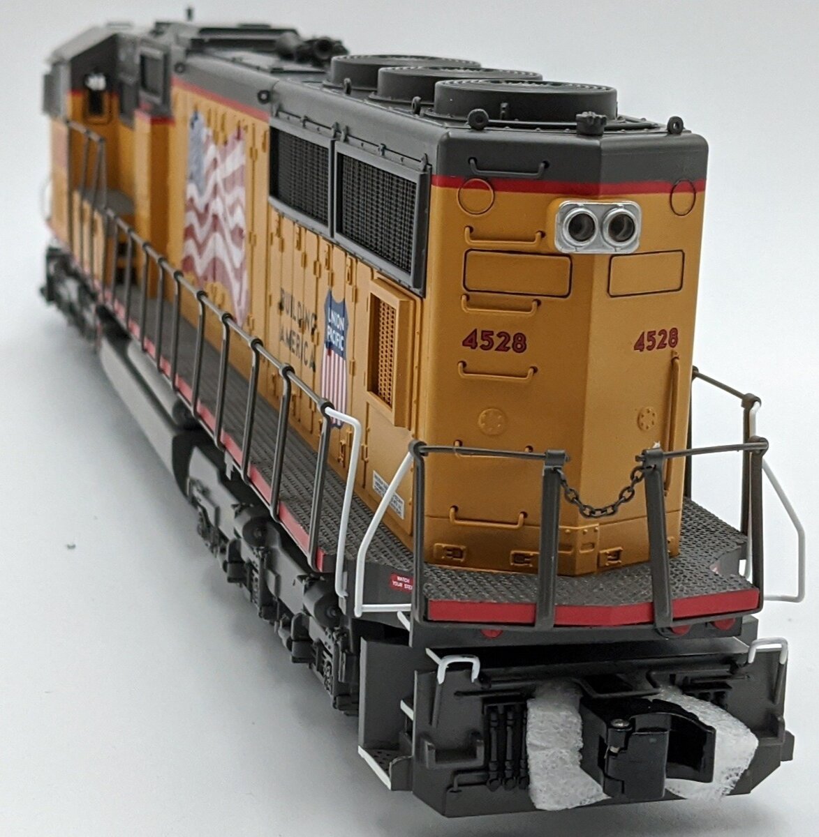 MTH 20-2376-1 Union Pacific SD70 MAC Diesel Engine w/PS2 #4528 NIB