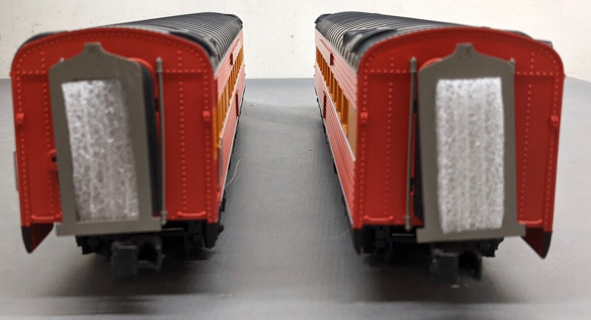 MTH 20-66216 O SP 70' Streamlined Slpr/Diner Passenger Car Set (Set of 2) VG/Box