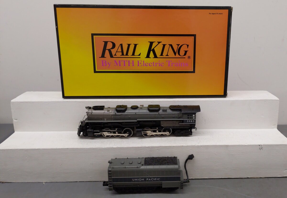 MTH 30-1188-1 Union Pacific 4-6-6-4 Challenger Steam Locomotive w/PS2 #3983 EX/Box