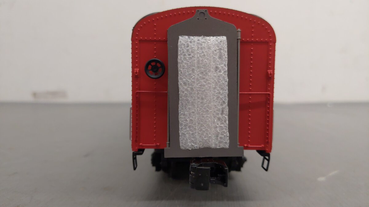 MTH 20-68217 Southern Pacific Lines 70' ABS RPO Passenger Car (Ribbed) EX/Box