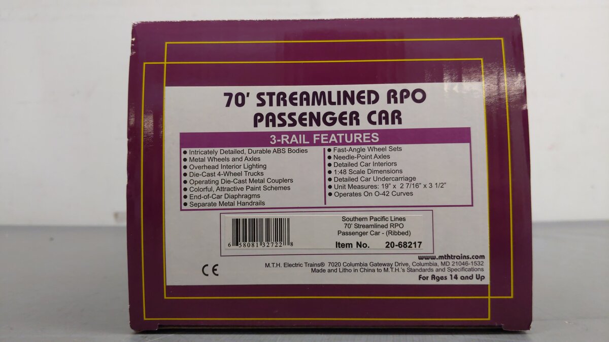 MTH 20-68217 Southern Pacific Lines 70' ABS RPO Passenger Car (Ribbed) EX/Box