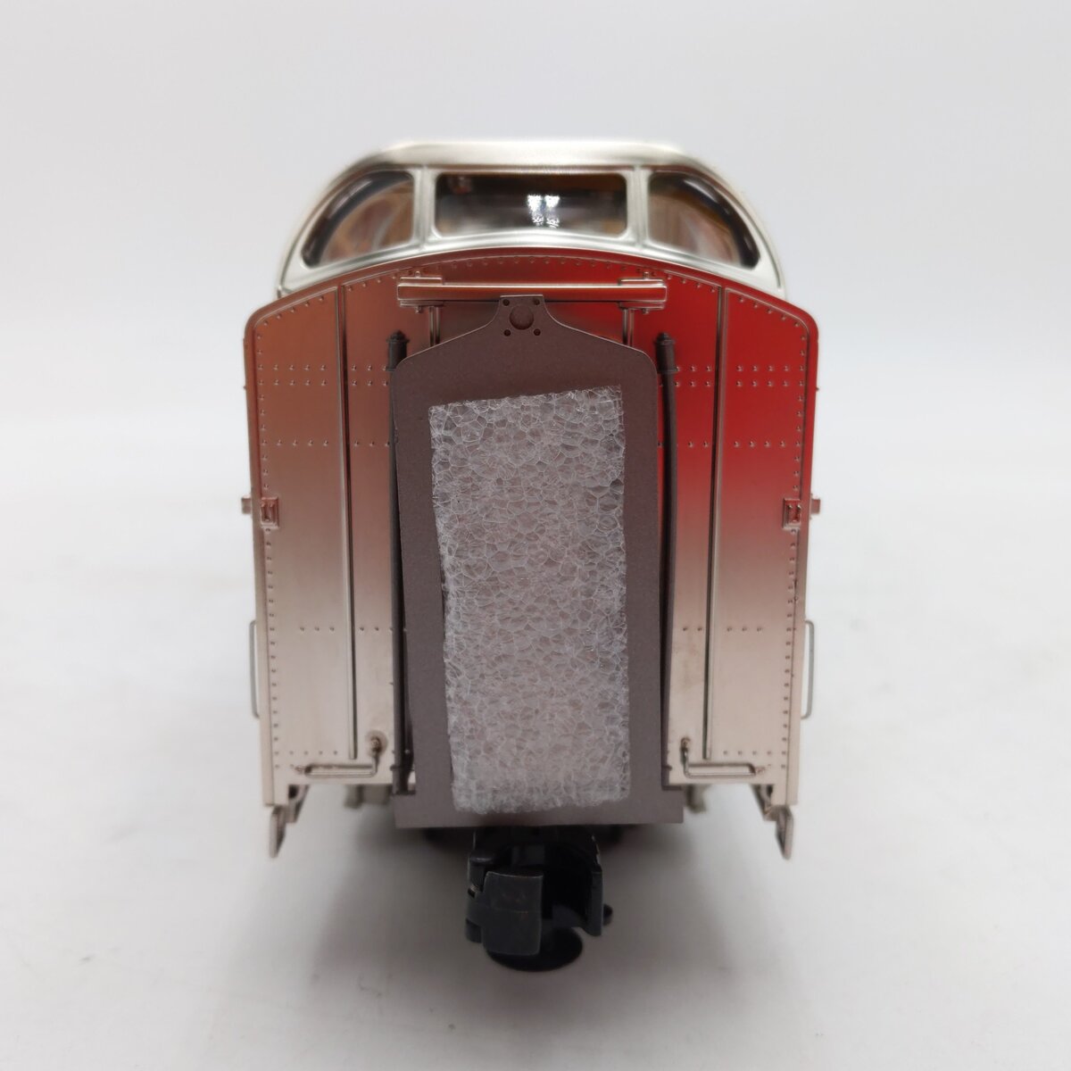 MTH 20-67152 O Gauge Santa Fe 70' Full Length Vista Dome Passenger Car (Smooth) LN/Box