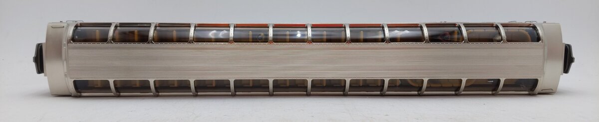 MTH 20-67152 O Gauge Santa Fe 70' Full Length Vista Dome Passenger Car (Smooth) LN/Box