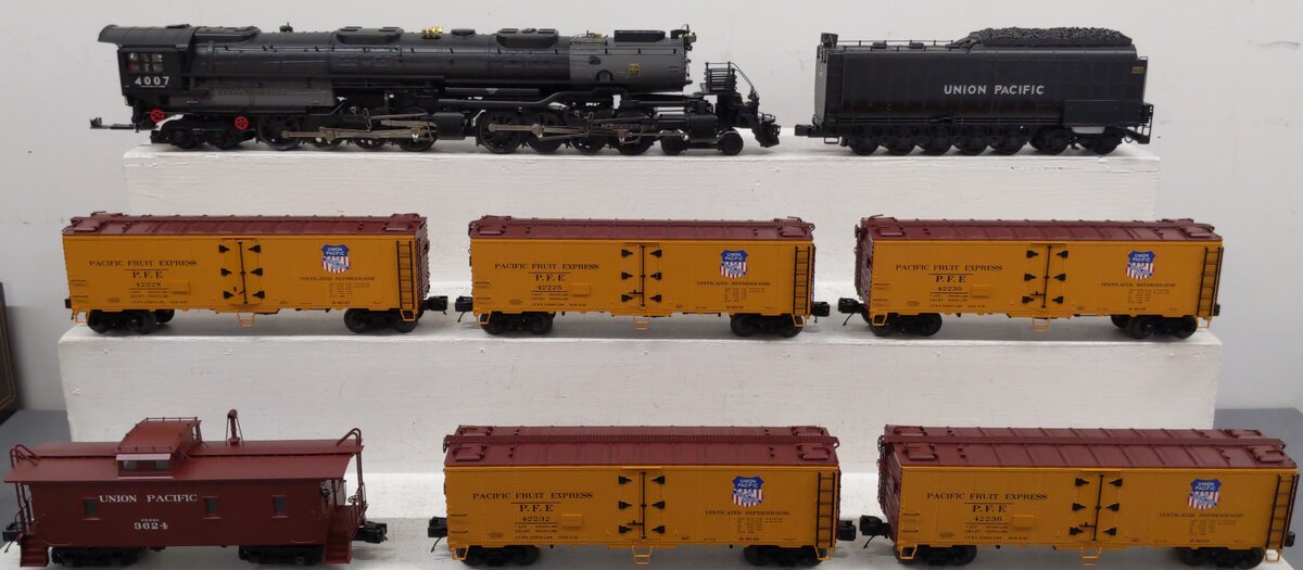 MTH 20-3415-1 O UP 4-8-8-4 Big Boy Speciality Freight Set w/PS 2.0 (Set of 7) LN/Box