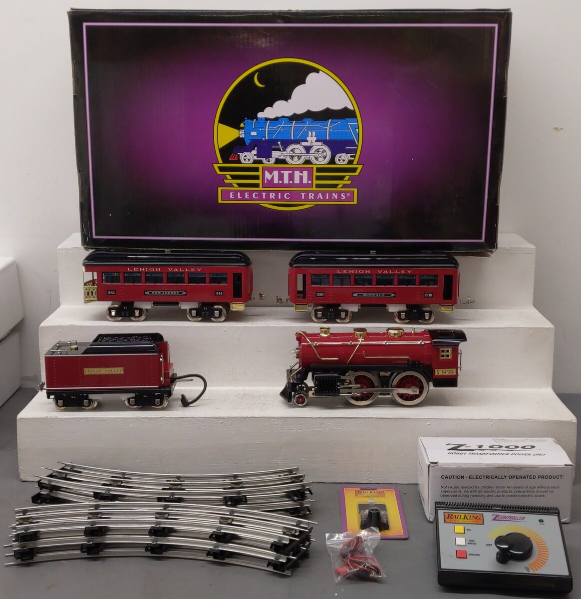 MTH 10-1298-1 Lehigh Valley Std Gauge Steam Passenger Train Set w/PS 2.0 #384 EX/Box