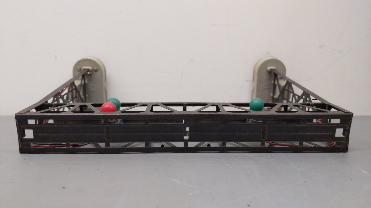 Lionel 450 Vintage O Postwar Operating Signal Bridge VG/Box