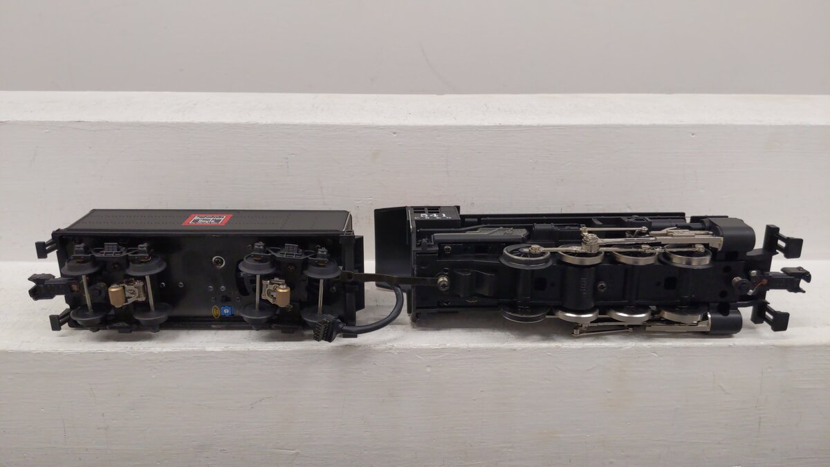MTH 30-1183-1 O Gauge 0-8-0 Burlington Steam Locomotive & Tender #541 w/PS2 EX/Box