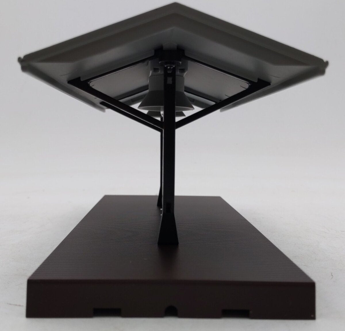 MTH 30-9006 O Gauge Passenger Station Platform (Gray Roof/Brown Base) NIB