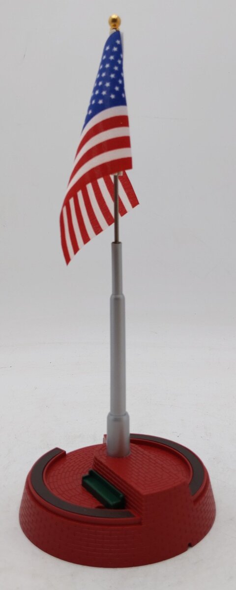MTH 30-9103 O Scale Operating American Waving Flag LN/Box