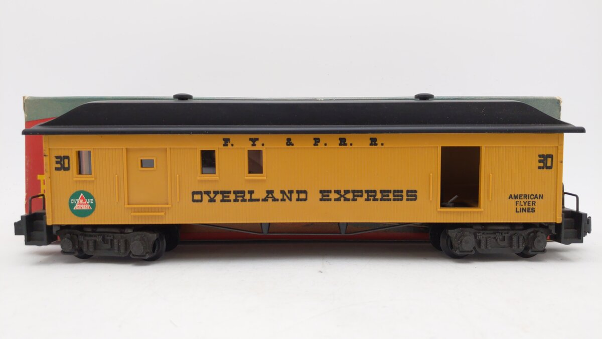 American Flyer 24730 Vintage S Overland Express Baggage Passenger Car EX/Box