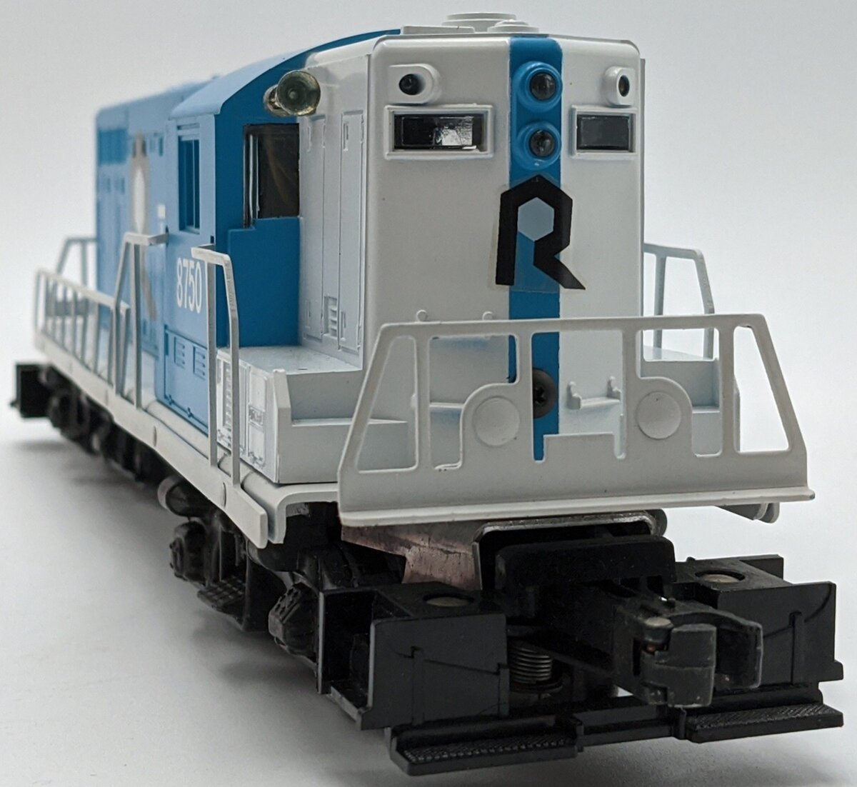 Lionel 6-8750 O Gauge Rock Island GP7 Powered Diesel Locomotive EX/Box