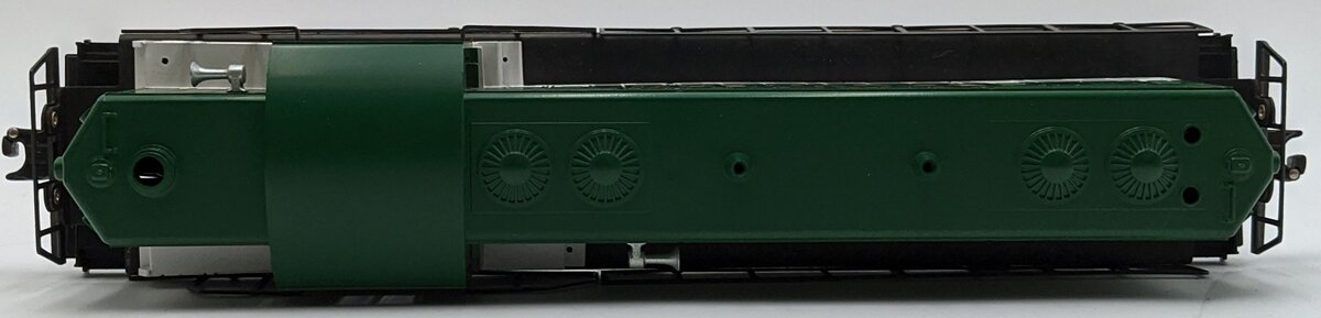 Lionel 6-8758 O Southern GP-7 Dummy Diesel Locomotive EX/Box