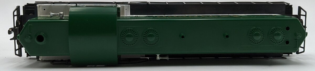 Lionel 6-8774 O Gauge Southern GP-7 Diesel Locomotive #8774 EX/Box