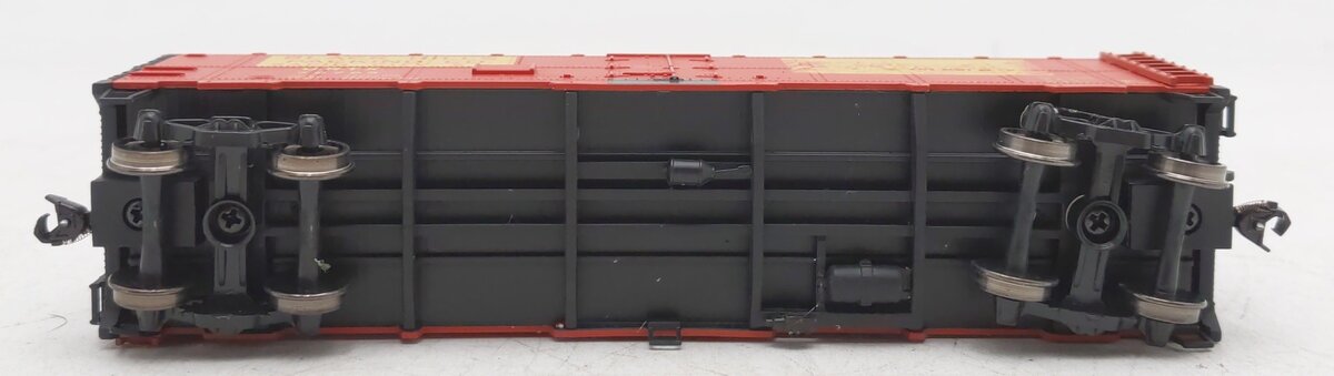 Walthers 910-3506 HO Union Refrigerator Trans. URTX 40' Steel Meat Reefer Black  EX