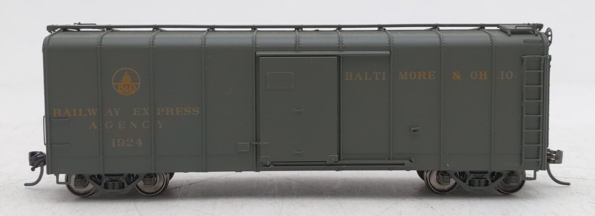 Fox Valley Models 30311 HO Scale B&O Wagon-Top/Flat Dr C-16 Express Boxcar #1924 EX