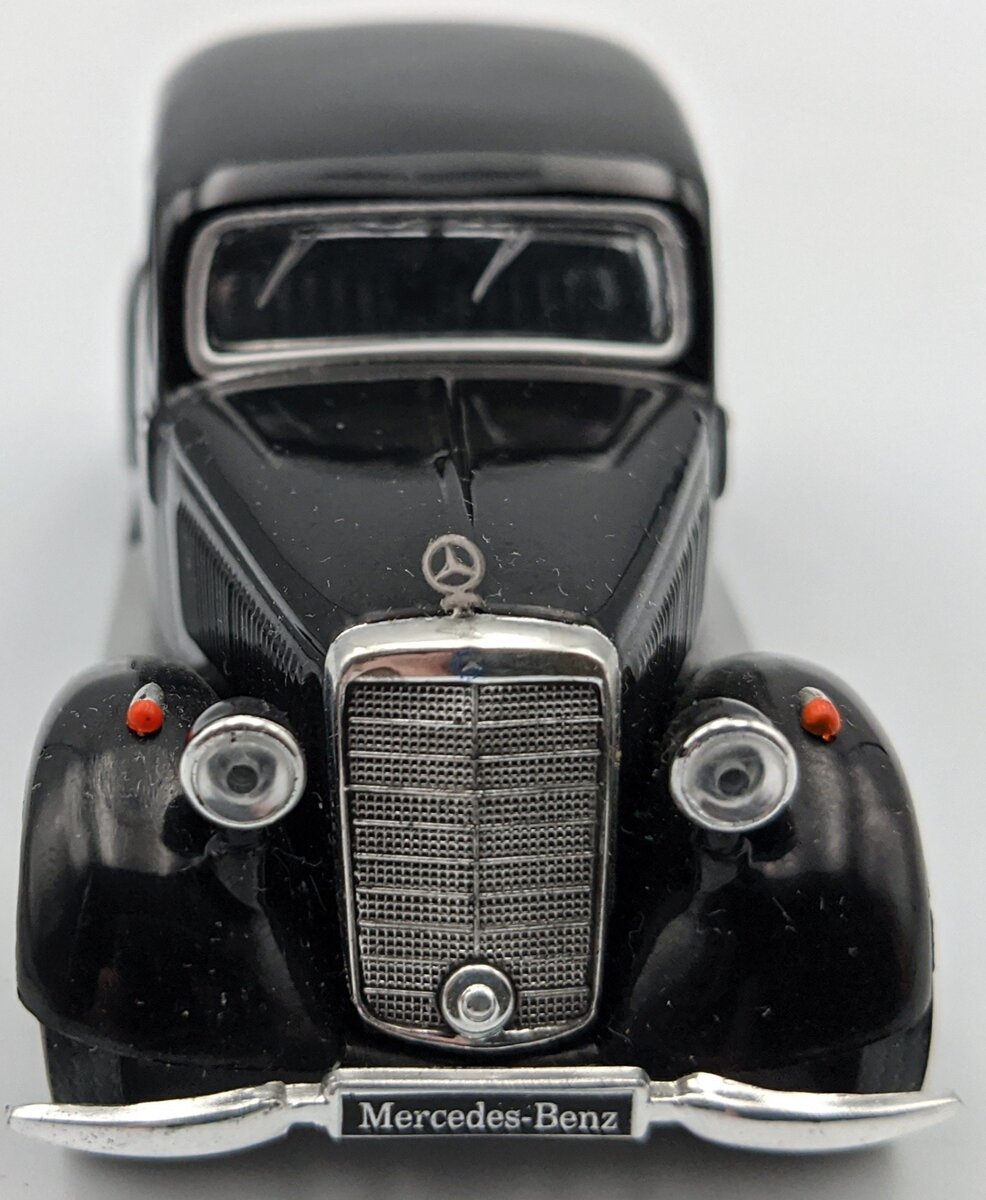 IXO Models 1:43 Mercedes 170V 1949 Black
