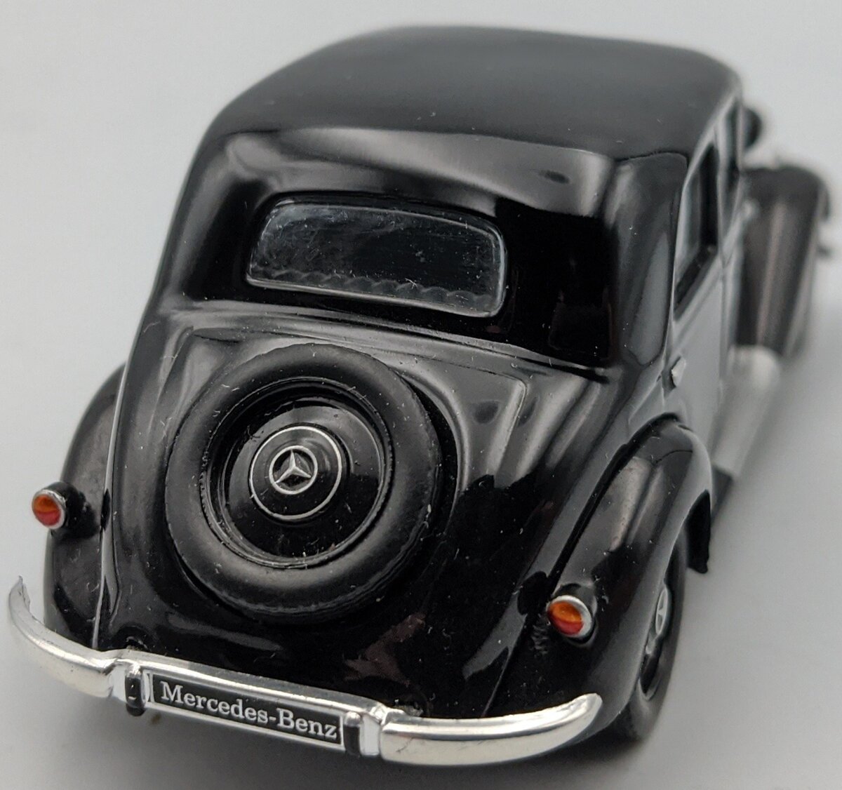 IXO Models 1:43 Mercedes 170V 1949 Black