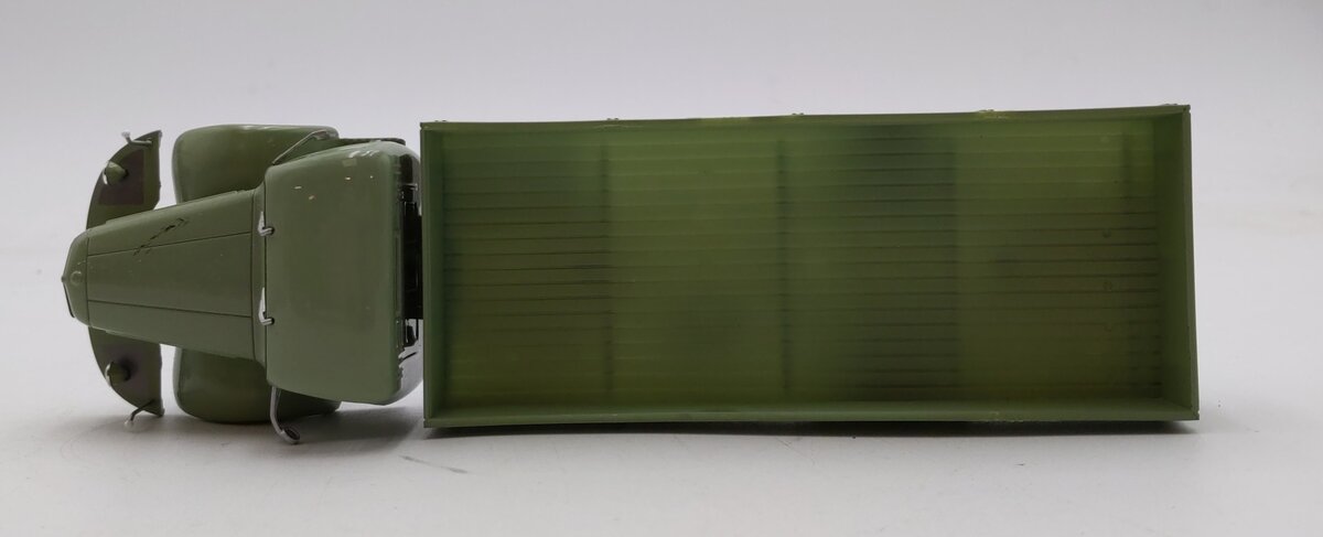IXO Models 1:43 Scale Mercedes Benz truck EX/Box