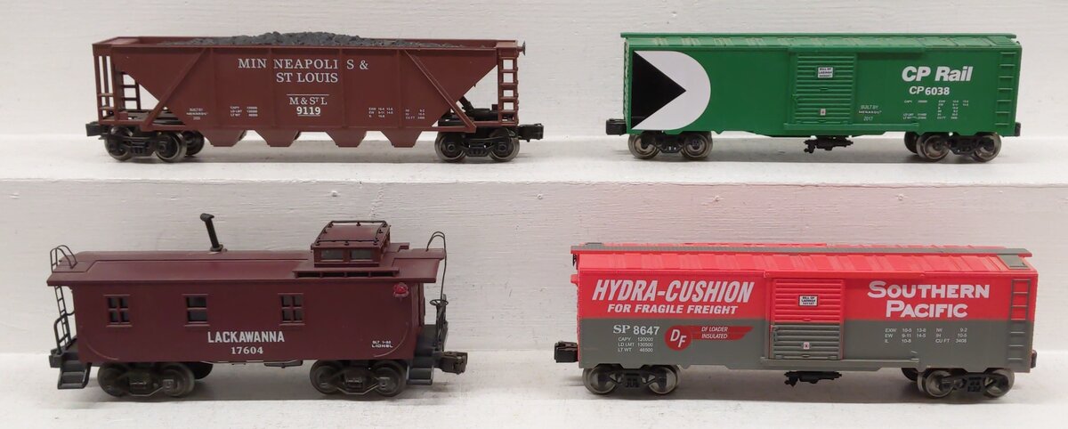 Menards & Lionel Assorted O Gauge Freight Cars [4] EX