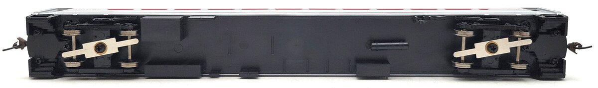 Walthers 932-6051 HO Scale Amtrak 85' Horizon Fleet Coach Car EX/Box