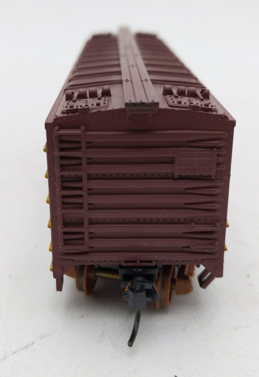 Train Miniature 2307 HO Burlington  40' Double-Sheathed Reefer Car 75209 LN/Box