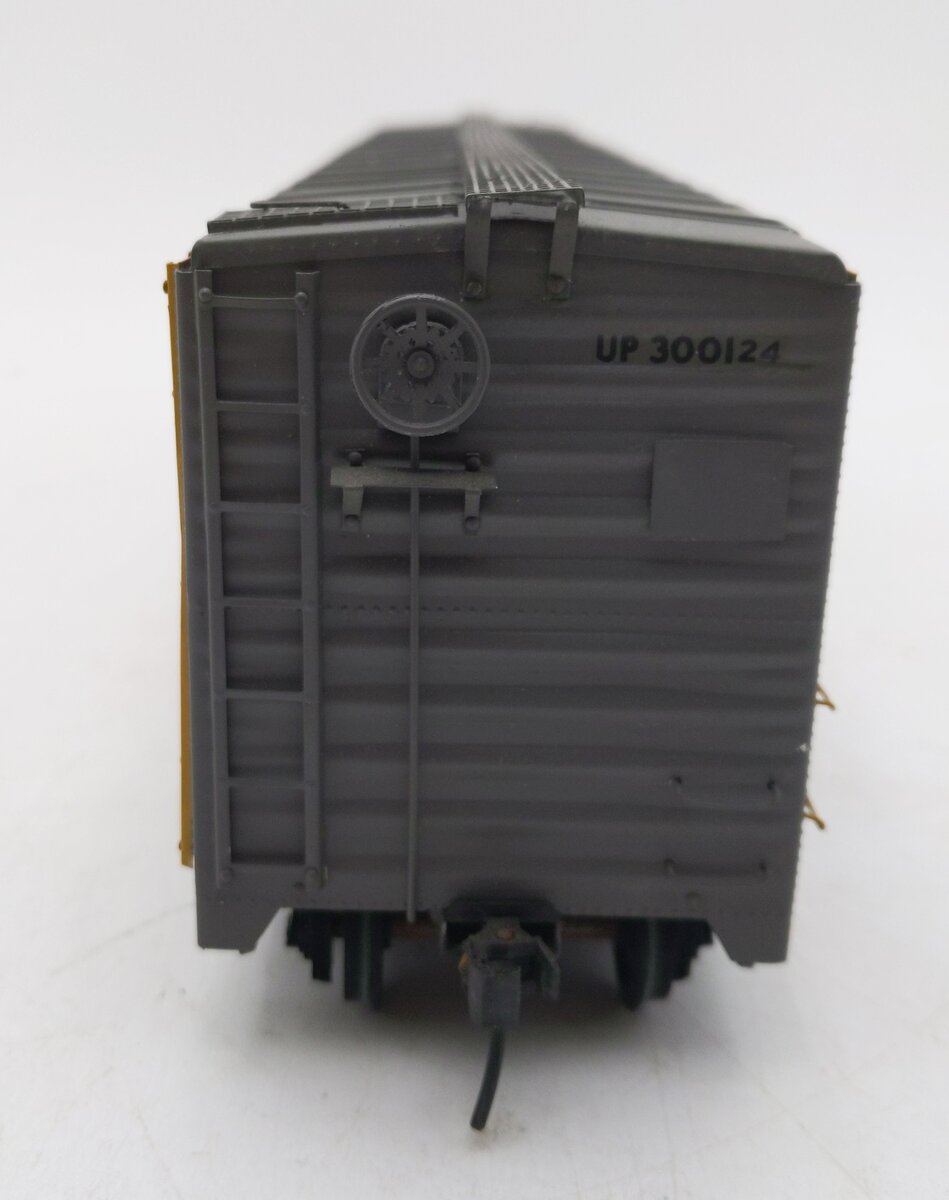 Central Locomotive Works O Gauge Union Pacific Custom Painted Boxcar 2 rail