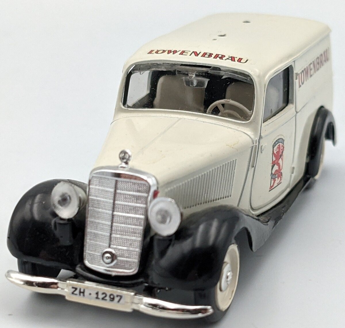 Vitesse 1:43 Mercedes-Benz 170V Lowenbrau Beer Car