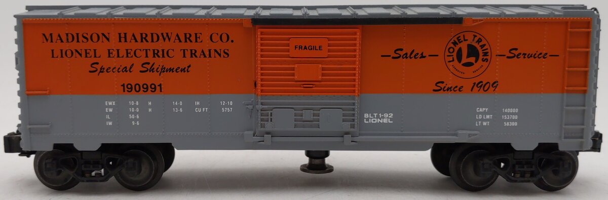 Lionel 6-19816 O Gauge Madison Hardware Operating Boxcar #190991 EX
