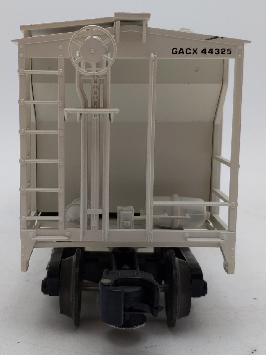 Weaver 44325 Golden Loaf 2-Bay Covered Hopper Car VG