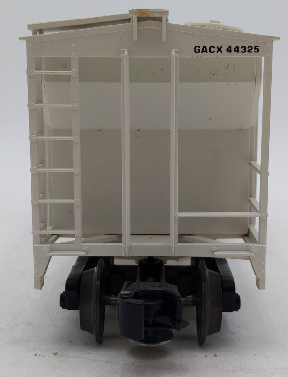 Weaver 44325 Golden Loaf 2-Bay Covered Hopper Car VG