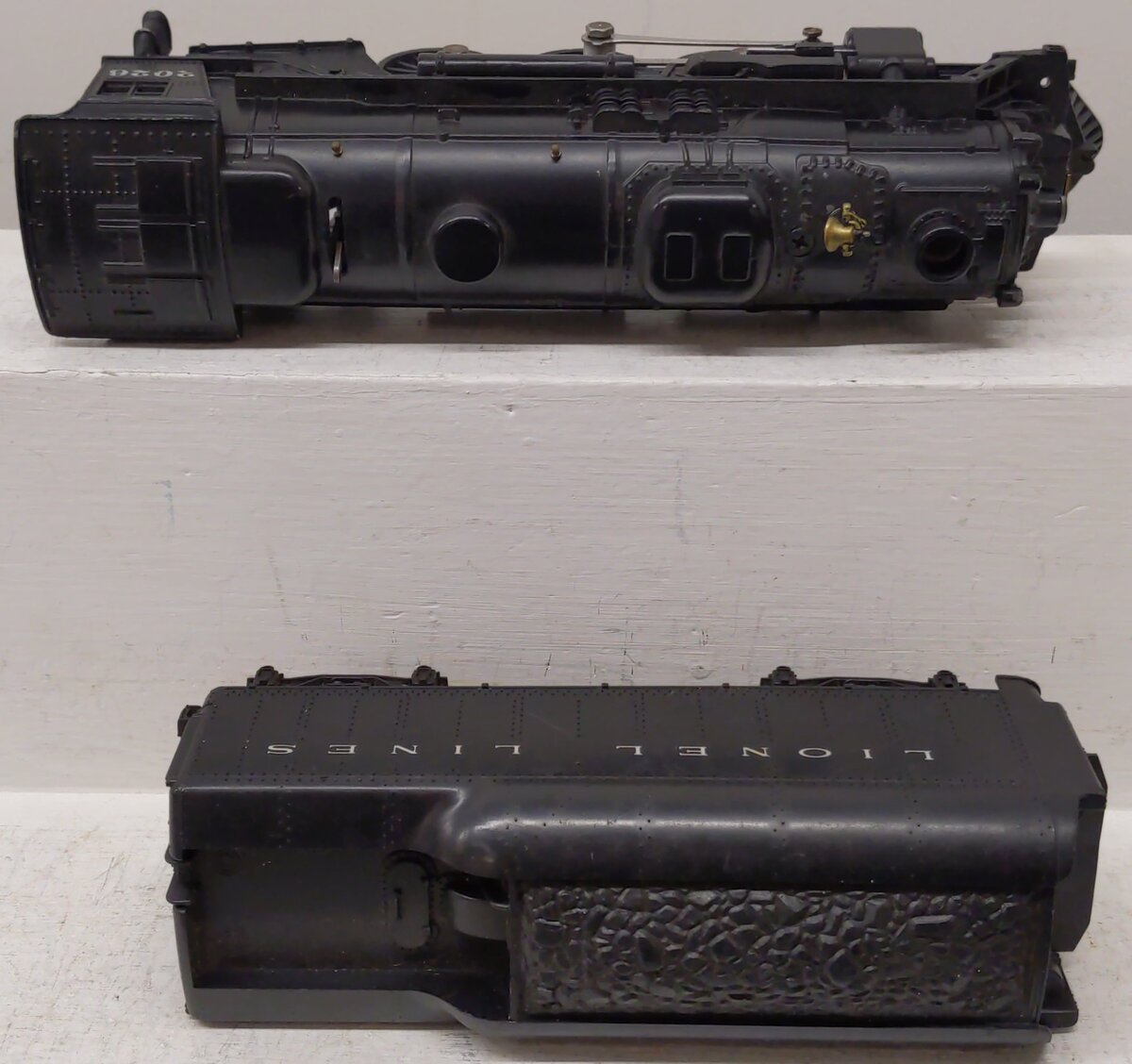 Lionel 2026 Vintage O Lionel Lines 2-6-2 Steam Locomotive w/242T Tender VG