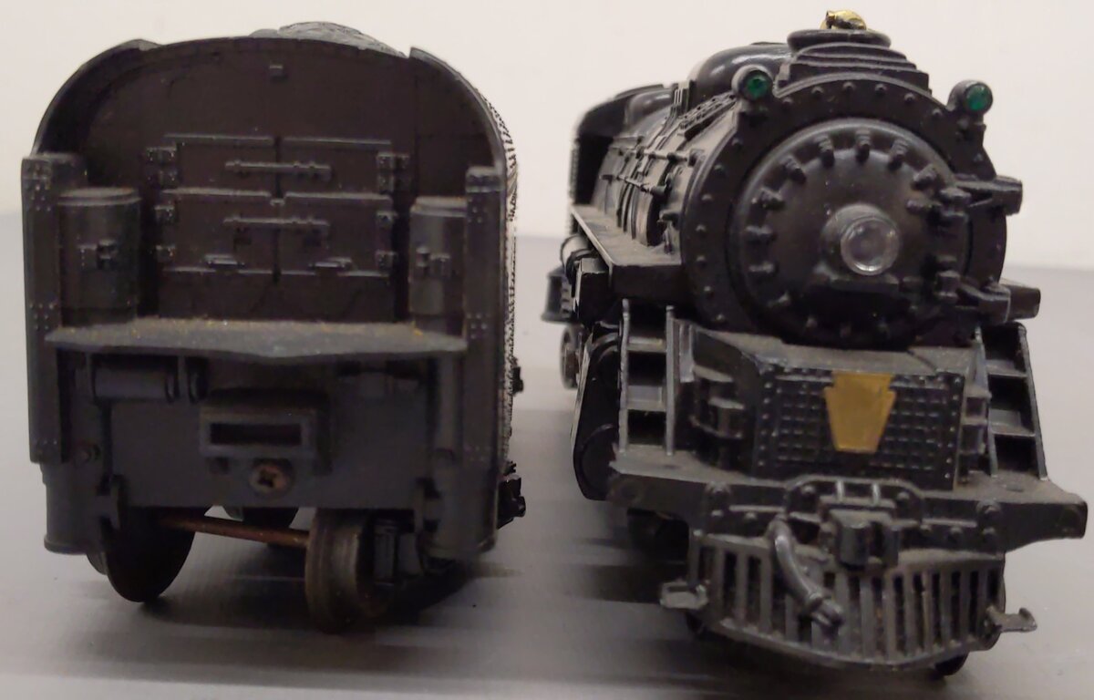 Lionel 2026 Vintage O Lionel Lines 2-6-2 Steam Locomotive w/242T Tender VG