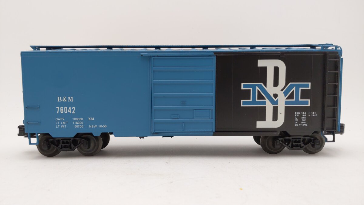 Weaver 76042 Boston & Maine Blue Box Car EX