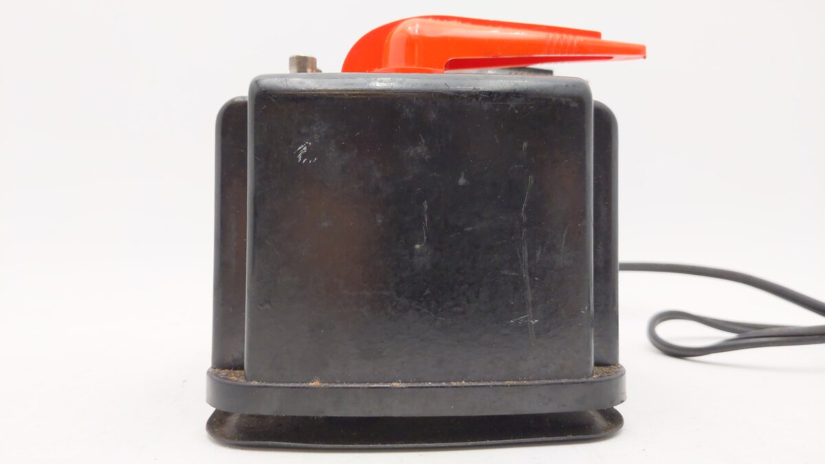 Lionel 1033 Vintage O 90 Watt Transformer w/ Whistle VG