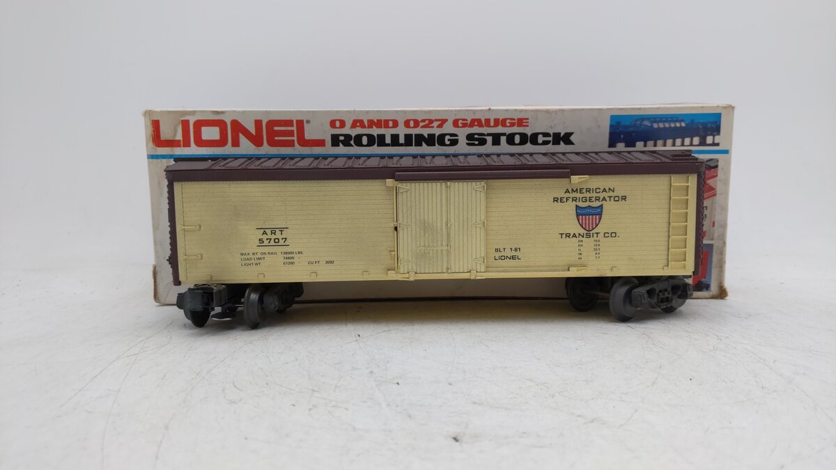 Lionel 6-5707 O Gauge American Refrigerator Transit Co. Woodside Reefer EX/Box