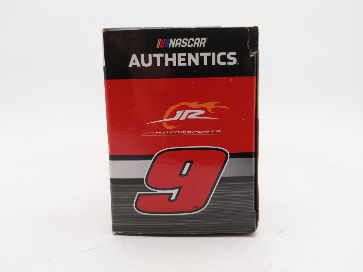 Lionel Racing 21112 NASCAR Authentics 1:64 Noah Gragson Lionel Racing Hauler #9 EX/Box