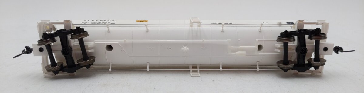 Atlas 1623-2 HO Scale ACFX/Amoco 23,500 Gallon Tank Car #84021 EX/Box