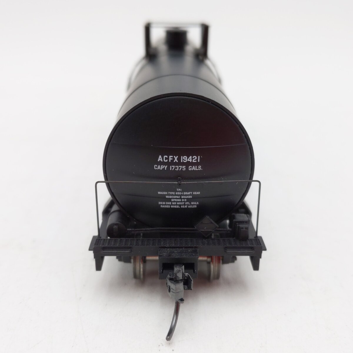 Atlas 1559-3 HO Scale Olin-Mathieson 17,360 Gallon Tank Car #19421 EX/Box