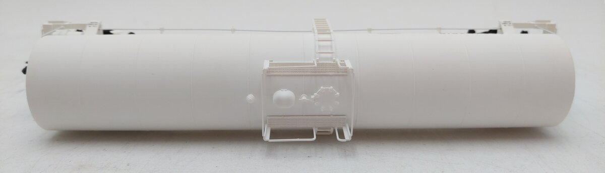 Atlas 1623-1 HO Scale ACFX/Amoco 23,500 Gallon Tank Car #84018 LN/Box