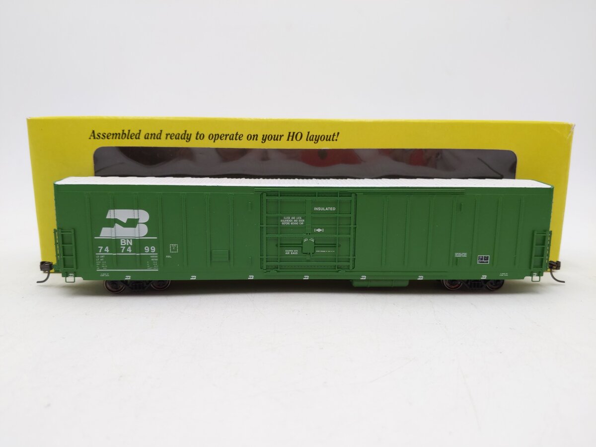 Erm 1055B HO Scale Burlington Northern 12' Door Beer Car #747499 EX/Box