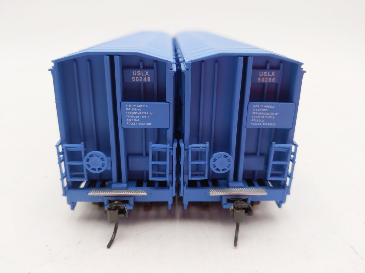Walthers 932-27008 HO Scale Georgia Pacific Thrall Door Boxcar 2-Pack EX/Box