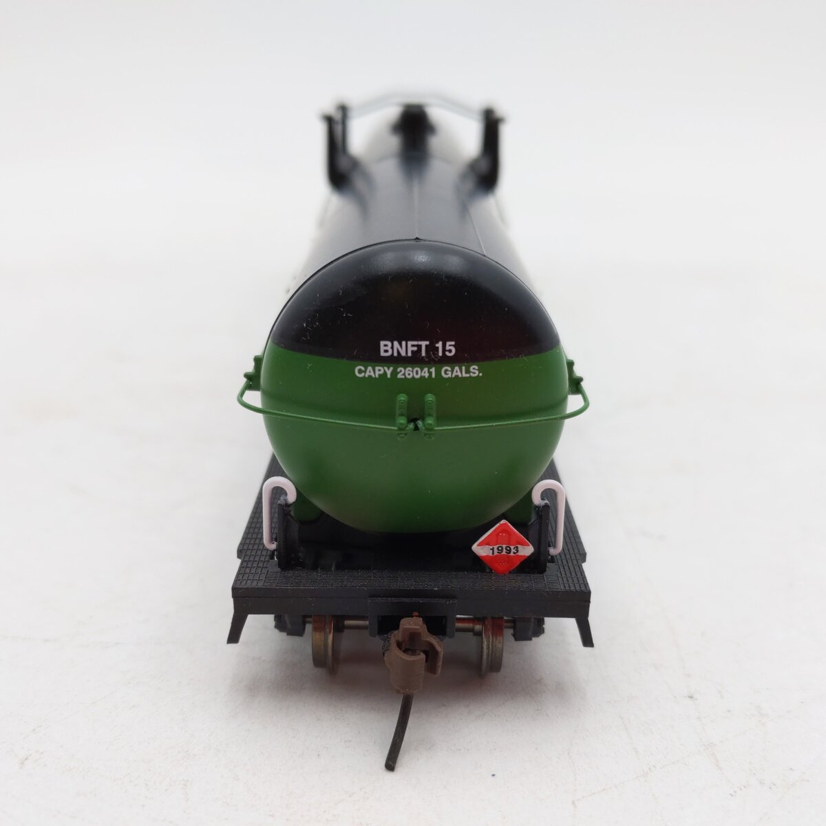 Athearn 7371 HO Scale Burlington Northern 62' Tank Car #15