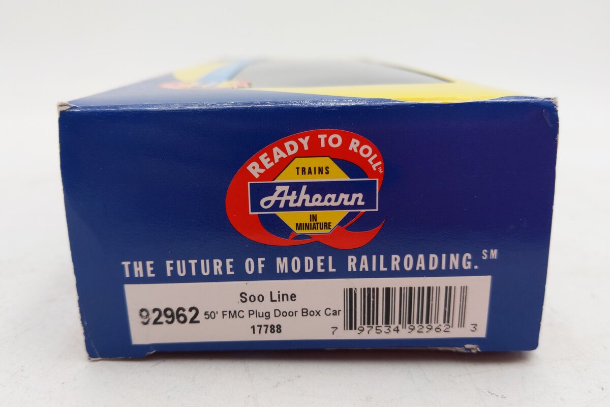 Athearn 92962 HO Scale Soo Line 50' FMC Plug Door Boxcar #17788 LN/Box