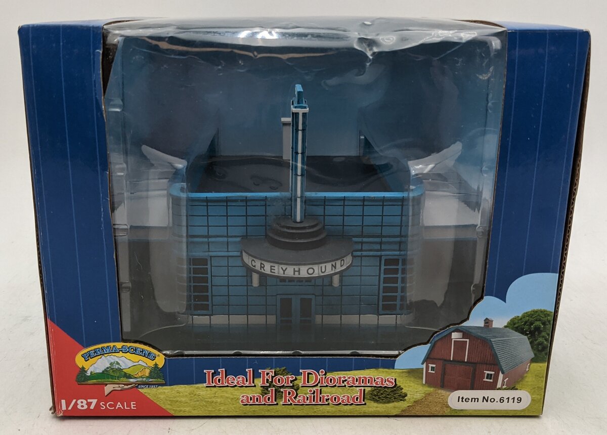 Imex 6119 HO Greyhound Bus Station NIB