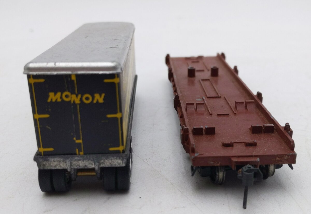 Penn Line 452 HO Monon Piggy-Back Car w/ Trailer Load EX/Box