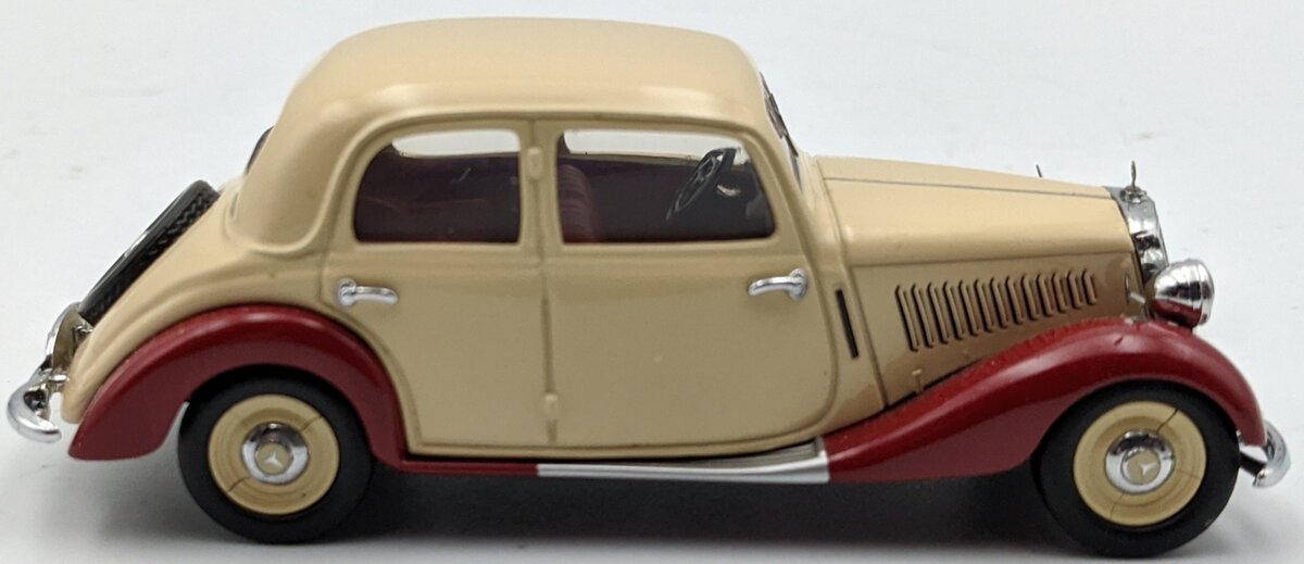 Schuco 1:43 Mercedes-Benz 170/W136 V 1949 LN