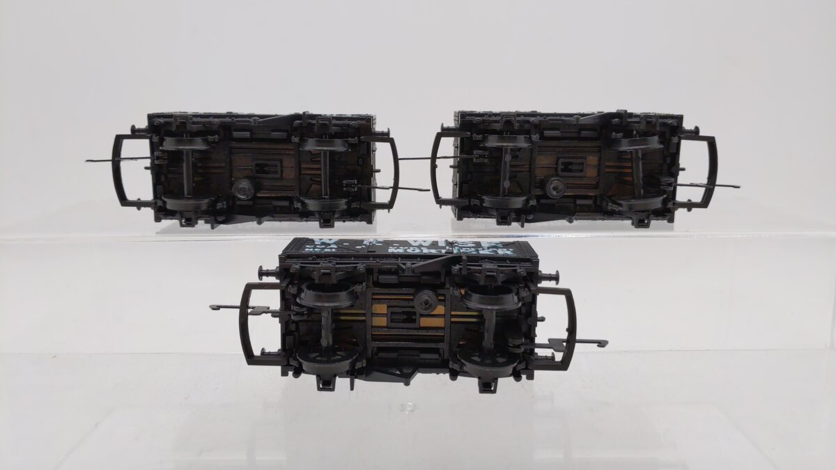 Hornby R6038 OO Scale W.E. Wise Open Coal Wagon 3 Car Set #18/19/21 EX