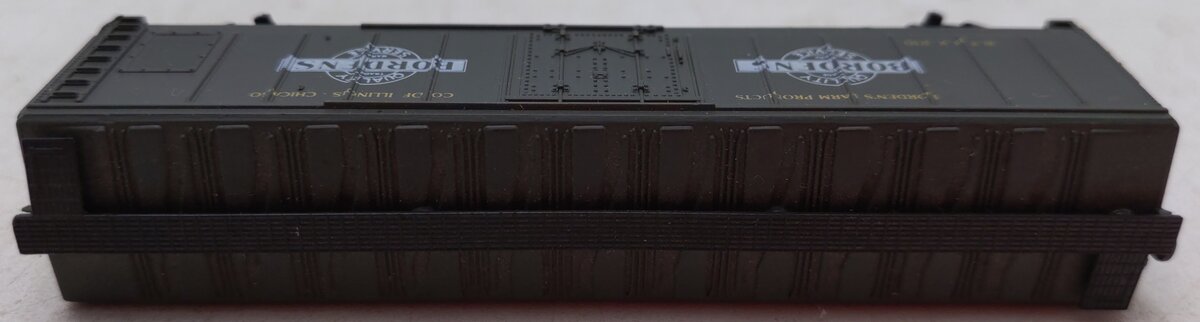 Life Like 7718 N Scale Borden's Farm Products 50' Mechanical Reefer #210 EX